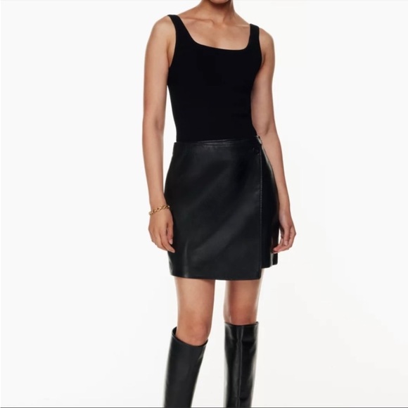 Babaton Aritzia leather skirt - Picture 2 of 10